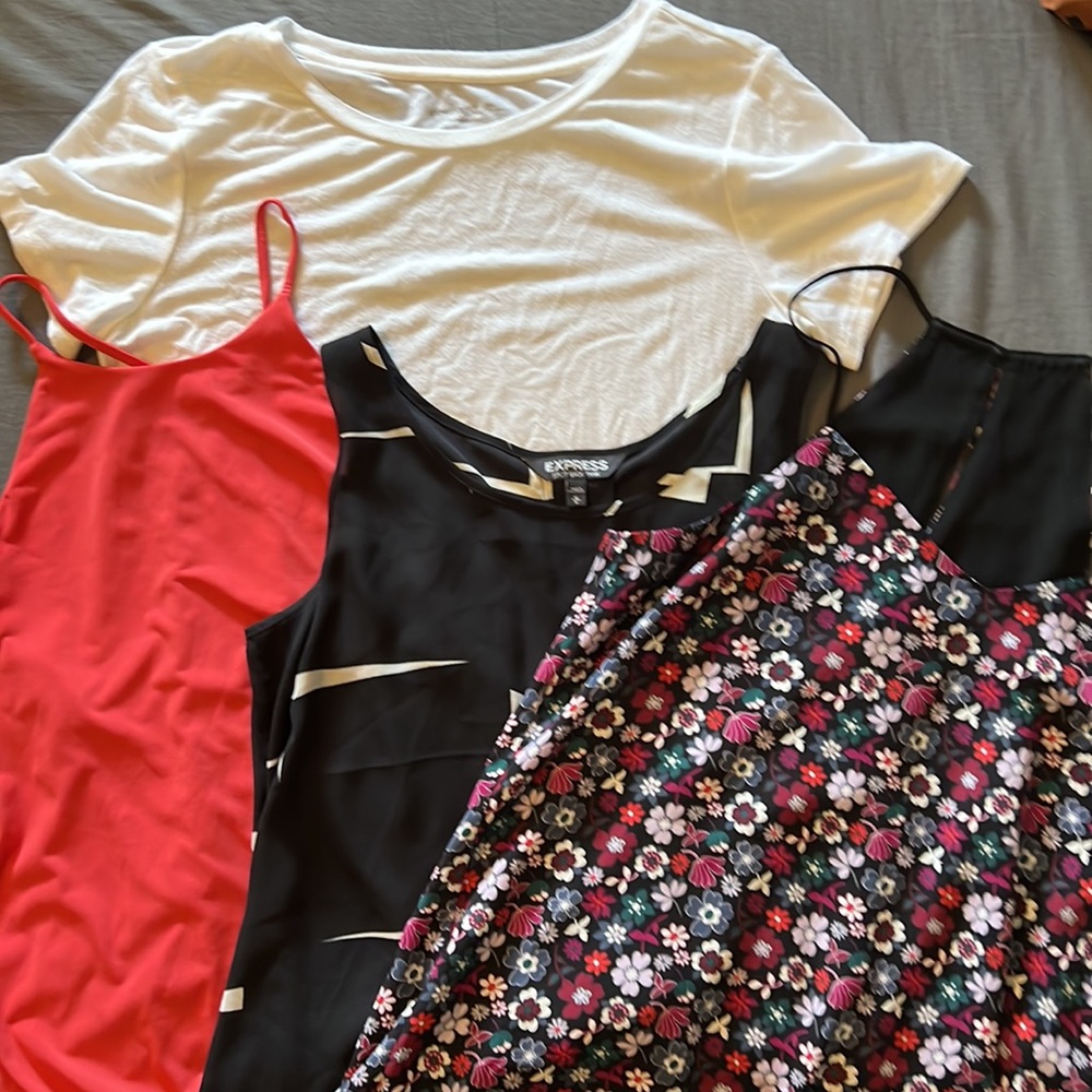 Bundle of Express size medium tops
